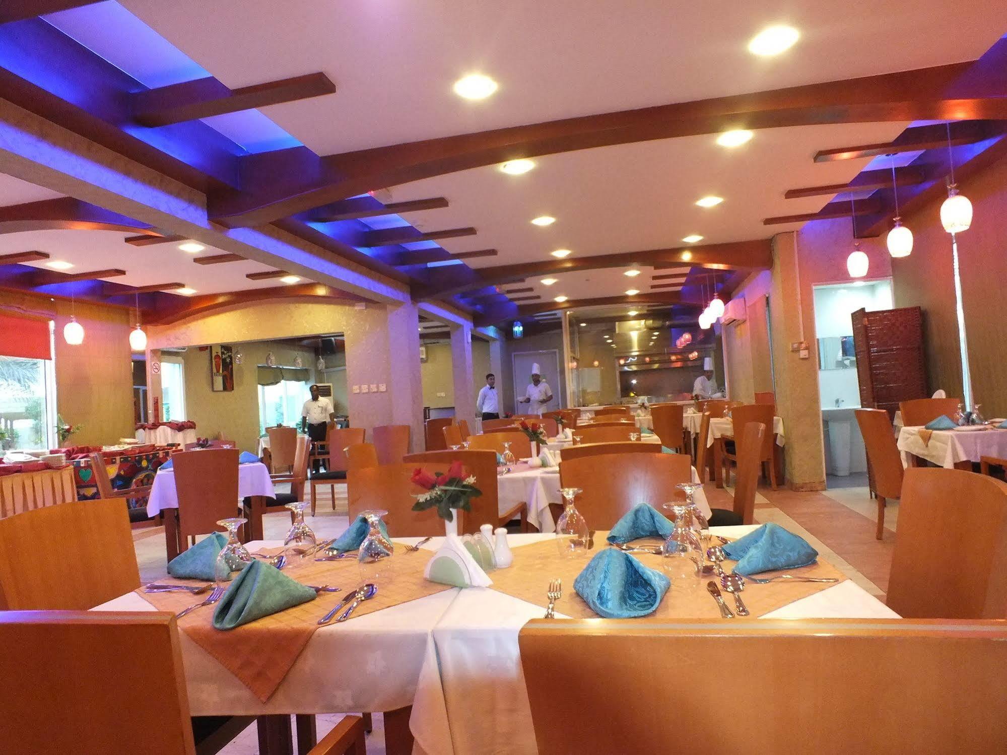 Verona Resorts Sharjah Eksteriør billede